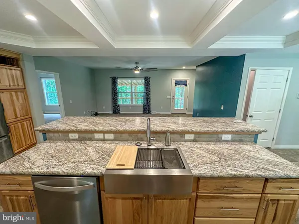 3352 BEVERLY PIKE, Grafton, WV 26354