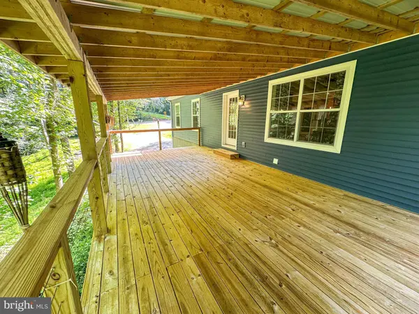 3352 BEVERLY PIKE, Grafton, WV 26354