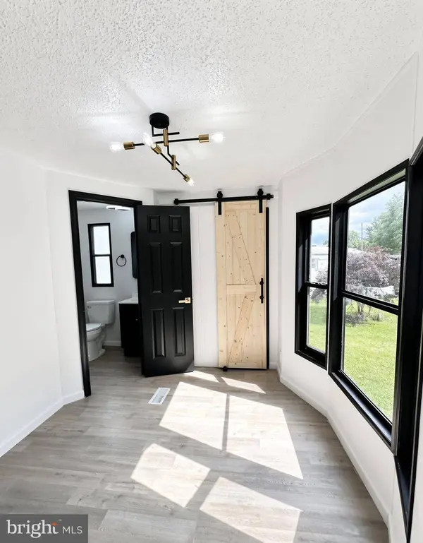 221 TREVOR CT, Martinsburg, WV 25403