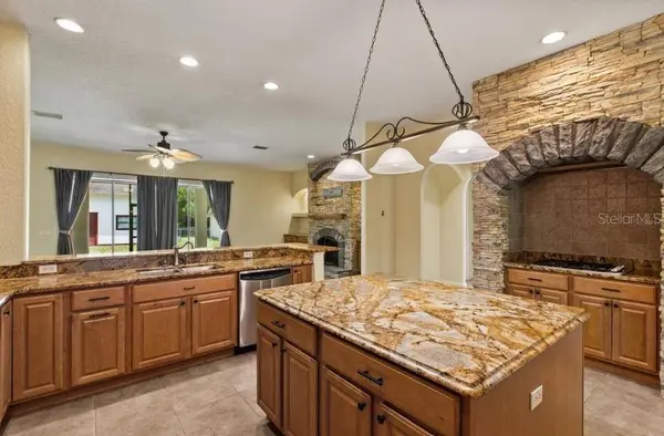 3049 W LAUREL ST, Lecanto, FL 34461