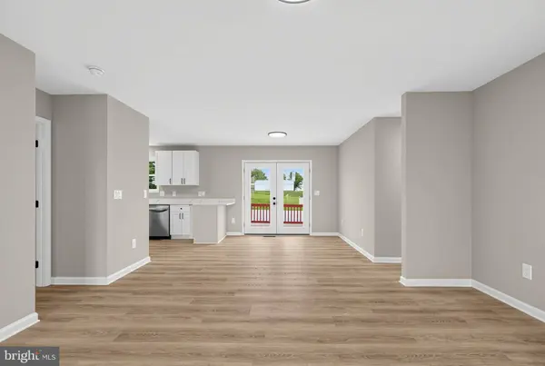72 SOMERSET DR, Weyers Cave, VA 24486