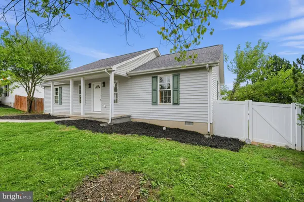 72 SOMERSET DR, Weyers Cave, VA 24486