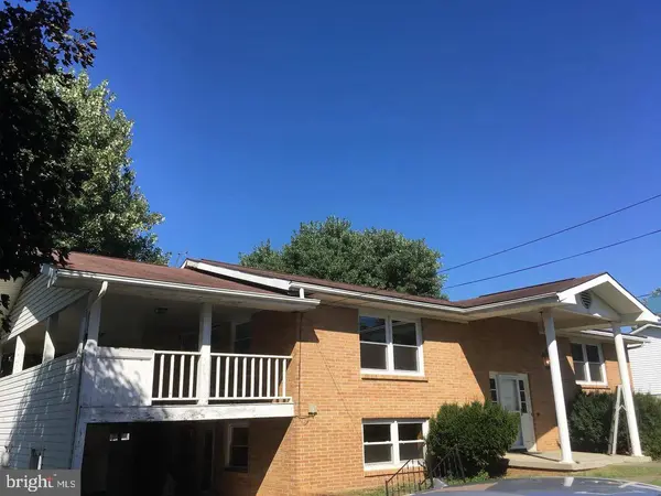 208 EISENHOWER DR, Moorefield, WV 26836