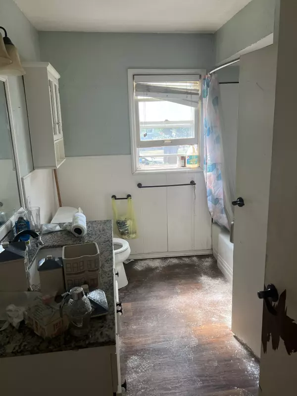 Shawnee, OK 74801-5042,1001 N Broadway Ave