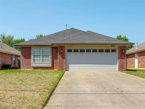 209 W 6th ST, Edmond, OK 73003