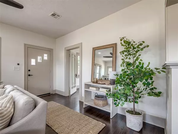 1324 NE 14th ST, Oklahoma City, OK 73117