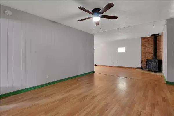 4012 SE 25th ST, Del City, OK 73115