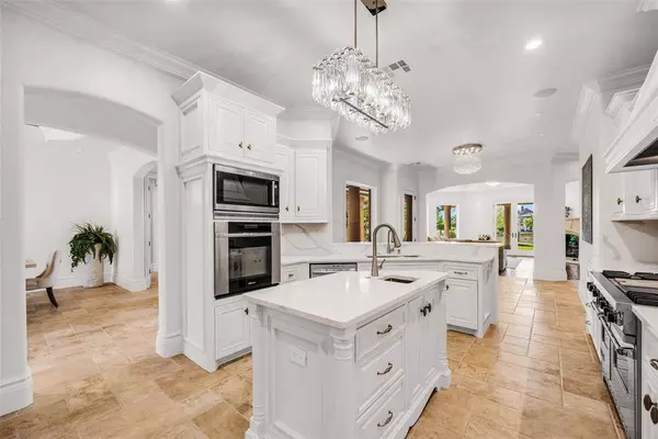 15012 Gaillardia LN, Oklahoma City, OK 73142