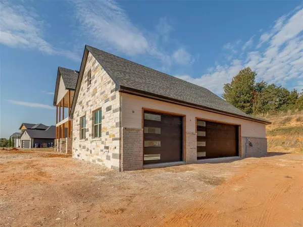 8813 Mercato ST, Choctaw, OK 73020