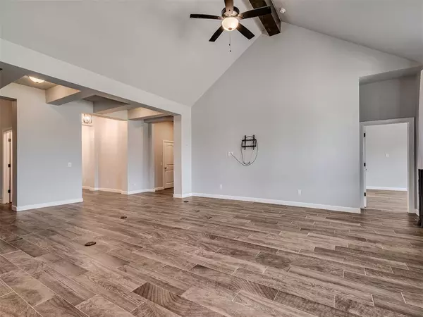 805 Scully RD, Yukon, OK 73099