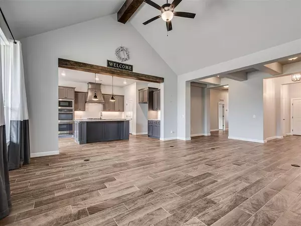 805 Scully RD, Yukon, OK 73099