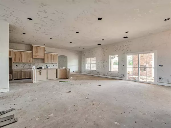 20904 NW Rush Creek RD, Edmond, OK 73025