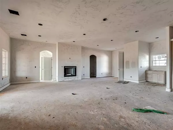 20904 NW Rush Creek RD, Edmond, OK 73025