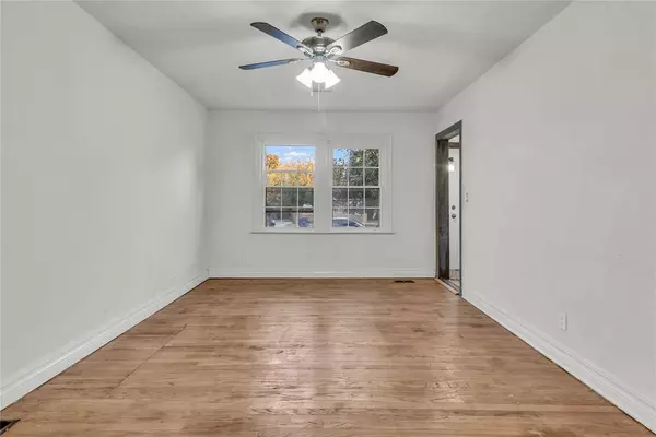 1008 S Miles AVE, El Reno, OK 73036