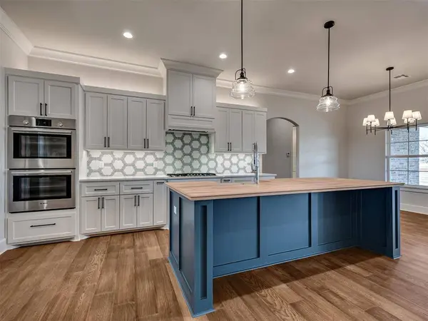 20904 Rush Creek RD, Edmond, OK 73012