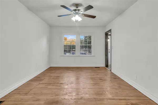 1008 S Miles AVE, El Reno, OK 73036