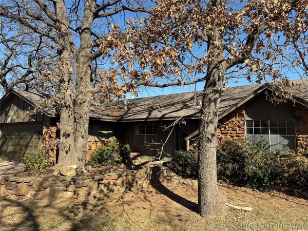 2301 W Oklahoma PL, Tulsa, OK 74127