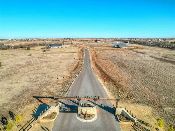 20715 Rush Creek RD, Edmond, OK 73025