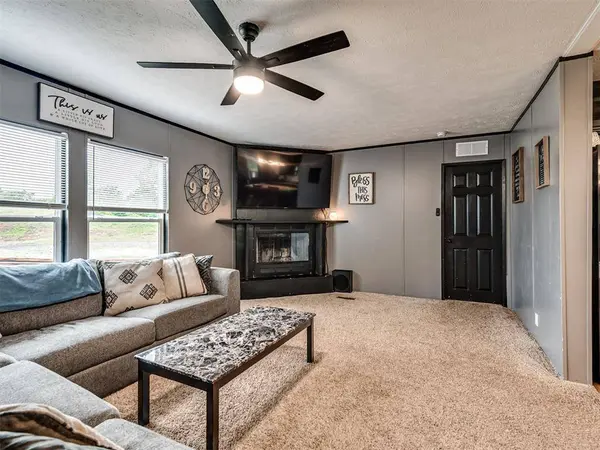 16215 Kasey DR, Norman, OK 73026