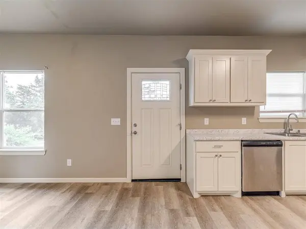 2105 NE 12th ST, Oklahoma City, OK 73117