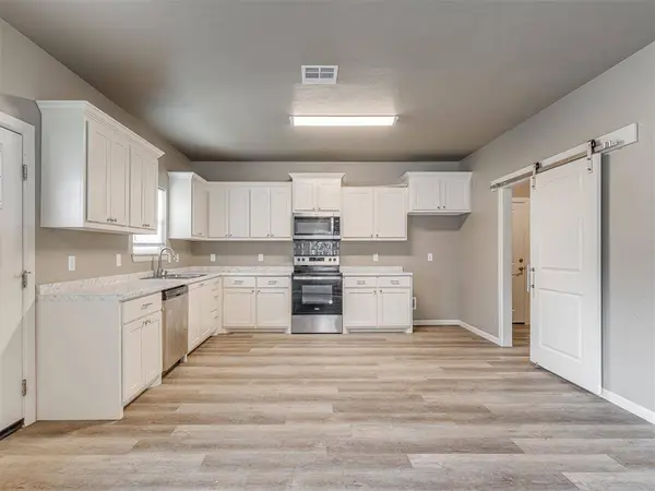 2105 NE 12th ST, Oklahoma City, OK 73117