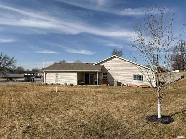 2125 Spring Meadow Circle, Lincoln, NE 68521