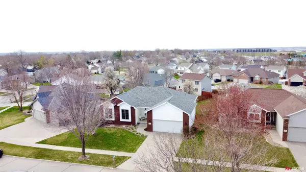 1111 NW Gary Street, Lincoln, NE 68521