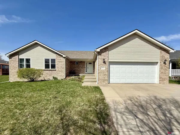4111 N 8th Street Circle, Lincoln, NE 68521
