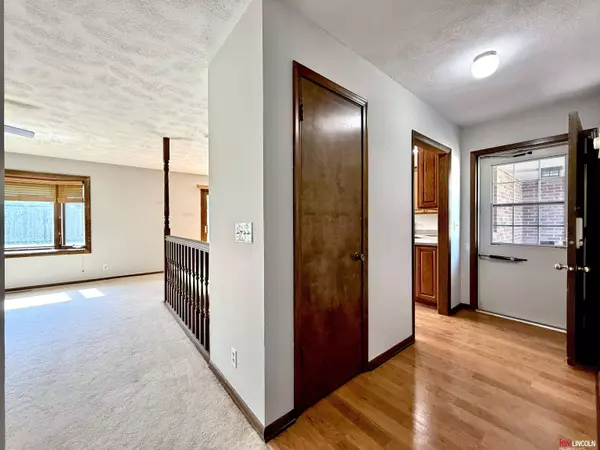 410 Haverford Drive, Lincoln, NE 68510