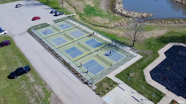 2227 Southwood Place, Lincoln, NE 68512