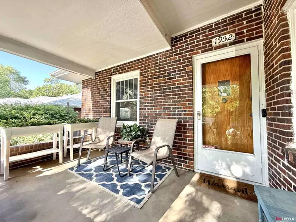 1952 S 53rd Street, Lincoln, NE 68506