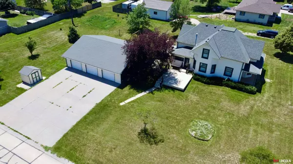 555 Peach Street, Hallam, NE 68368