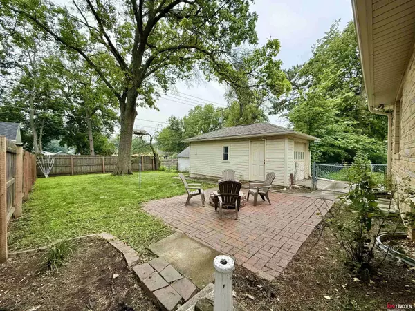 3435 B Street, Lincoln, NE 68510