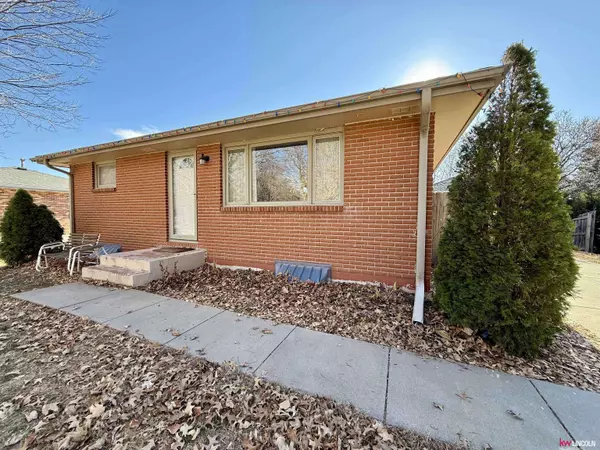 3741 Linden Street, Lincoln, NE 68516