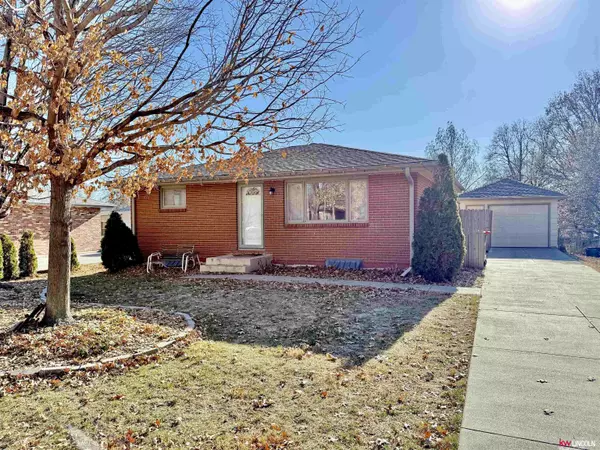 3741 Linden Street, Lincoln, NE 68516