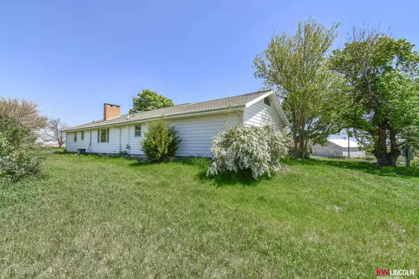 527 210th Road, Milford, NE 68405