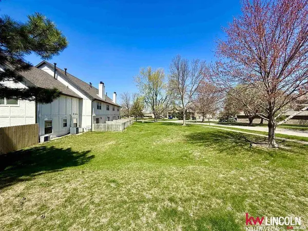 507 NW 16th Street  #4, Lincoln, NE 68528