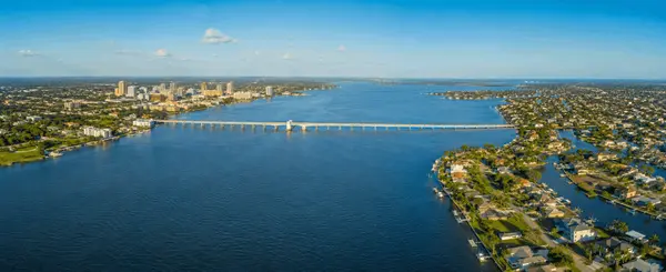 Is Fort Myers Cheaper Than Cape Coral?