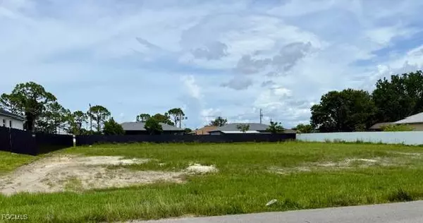 1111 NW 19th PL, Cape Coral, FL 33993