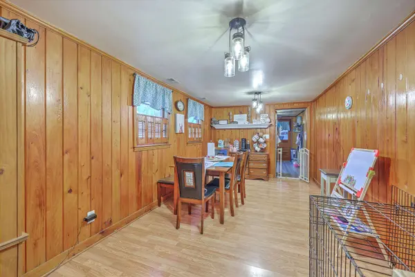 1644 Cooper Store Rd, Moncks Corner, SC 29461