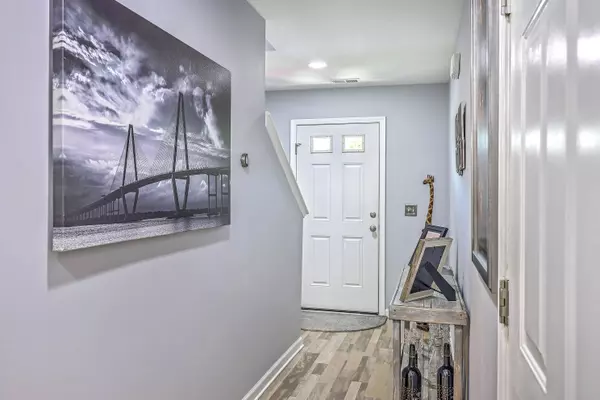 531 Truman Dr, Goose Creek, SC 29445