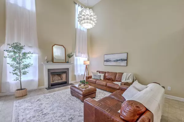 255 Longford Dr, Summerville, SC 29483