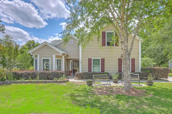 105 Irish Oak Dr, Goose Creek, SC 29445