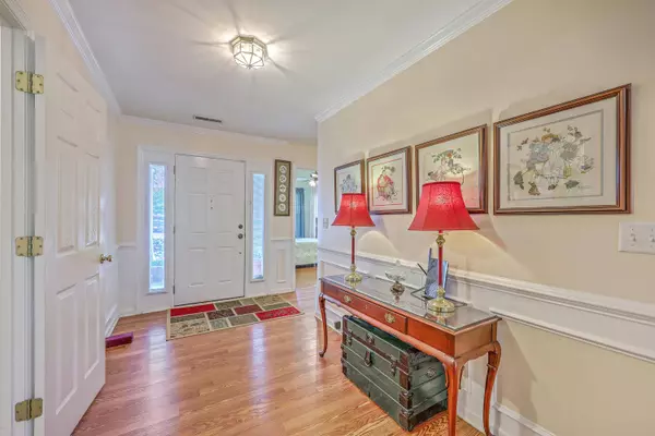 105 Irish Oak Dr, Goose Creek, SC 29445