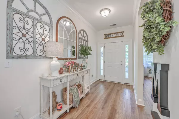 612 S Pointe Blvd, Summerville, SC 29483