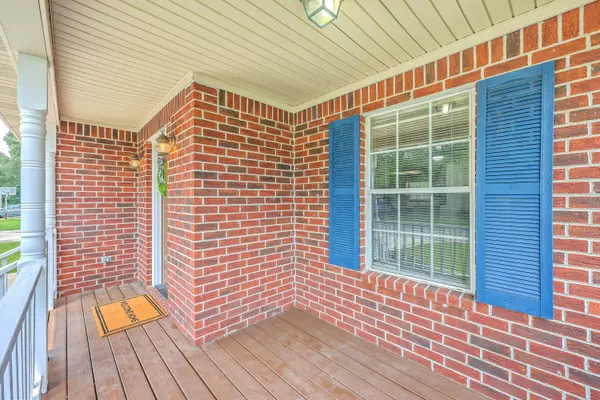 100 Cicero Ct, Goose Creek, SC 29445