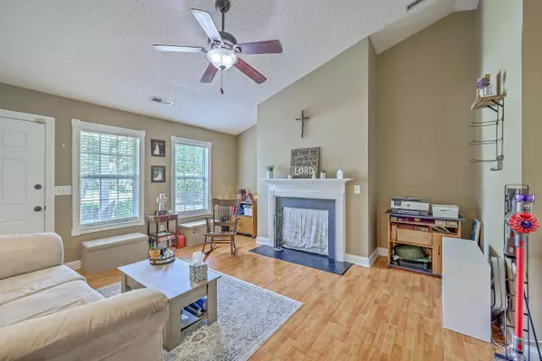 1004 Providence Way, Summerville, SC 29483