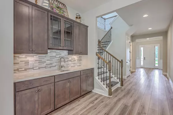 206 Tupelo Lake Dr, Summerville, SC 29486