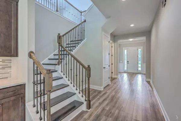 206 Tupelo Lake Dr, Summerville, SC 29486