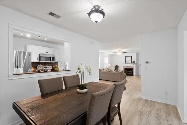415 Aberdeen Cir, Summerville, SC 29483